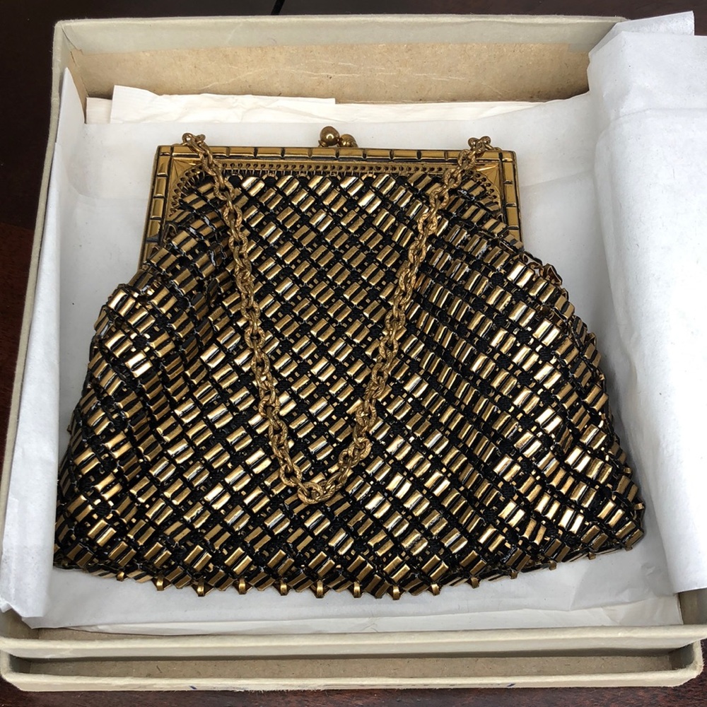 Vintage Whiting & Davis Mesh Bag With Original Box